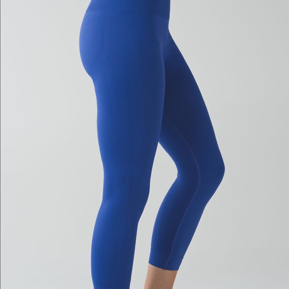 Lululemon crops